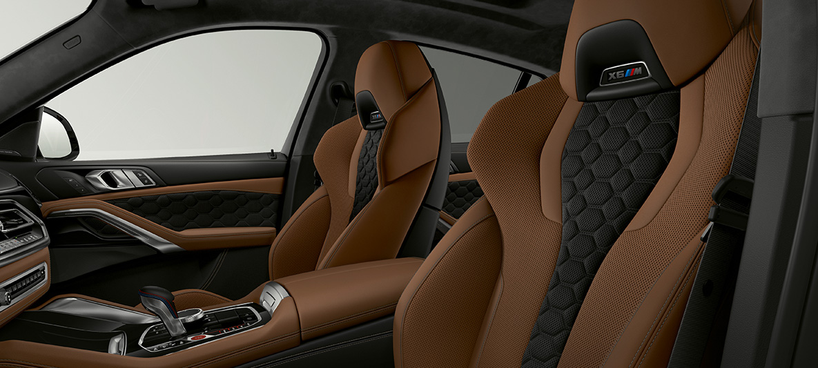 М Мултифункционални седалки BMW X6 M М Мултифункционални седалки с лого на X6 M BMW X6 M F96 2020