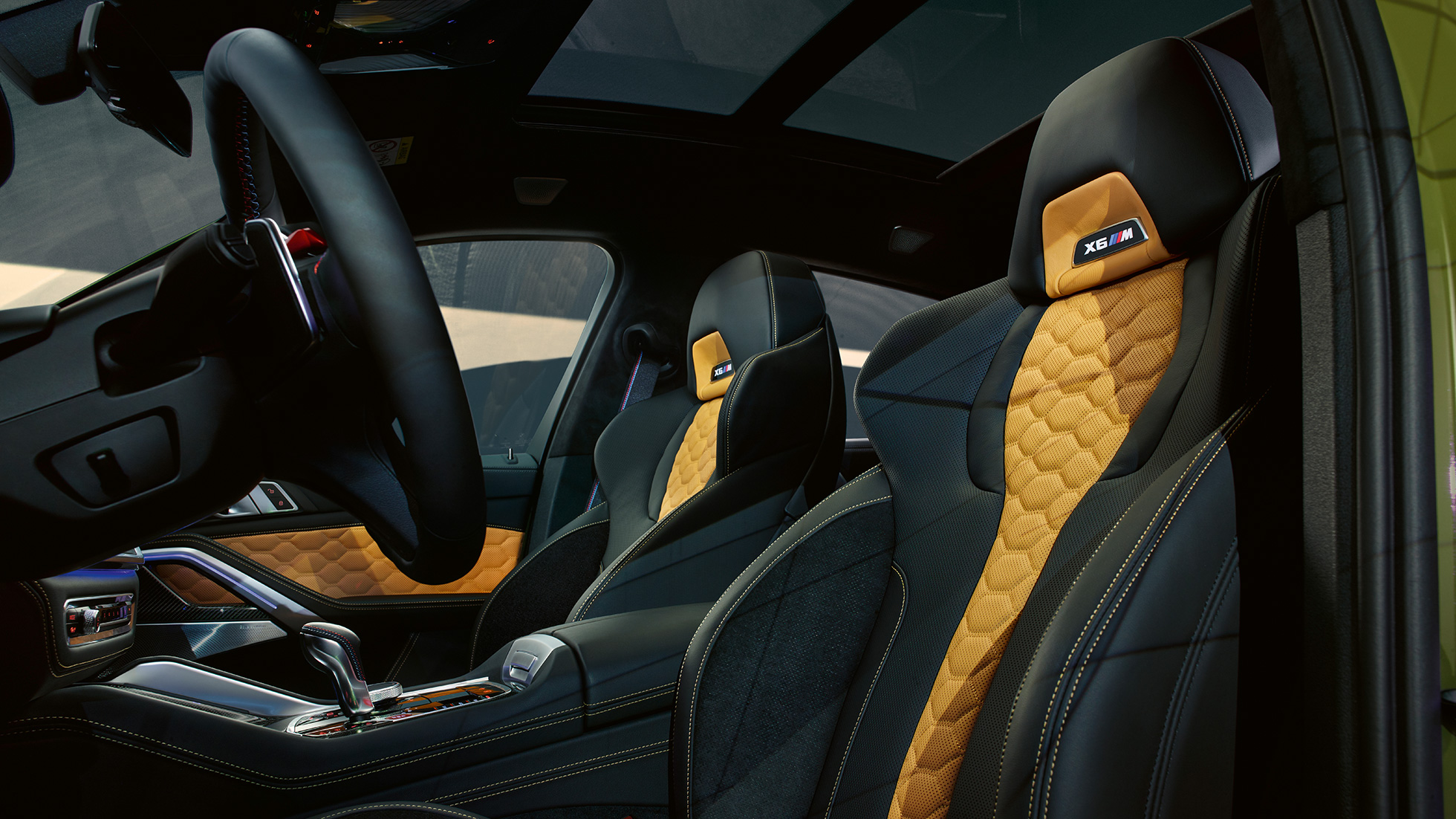 М Мултифункционални седалки BMW X6 M Competition М Мултифункционални седалки BMW X6 M Competition F96 2020, интериор