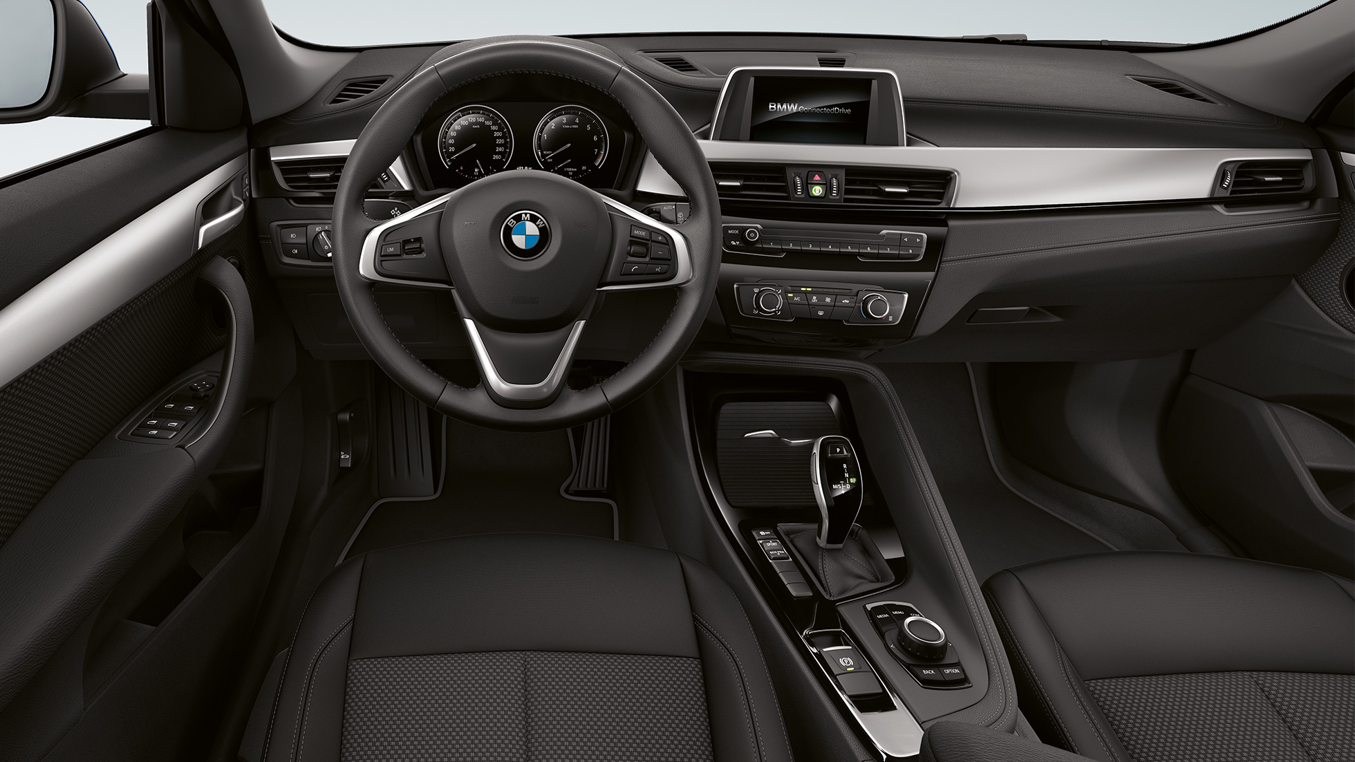 Кокпит BMW X2 sDrive20i Модел Advantage BMW X2 sDrive20i Модел Advantage 2018 F39интериор кокпит