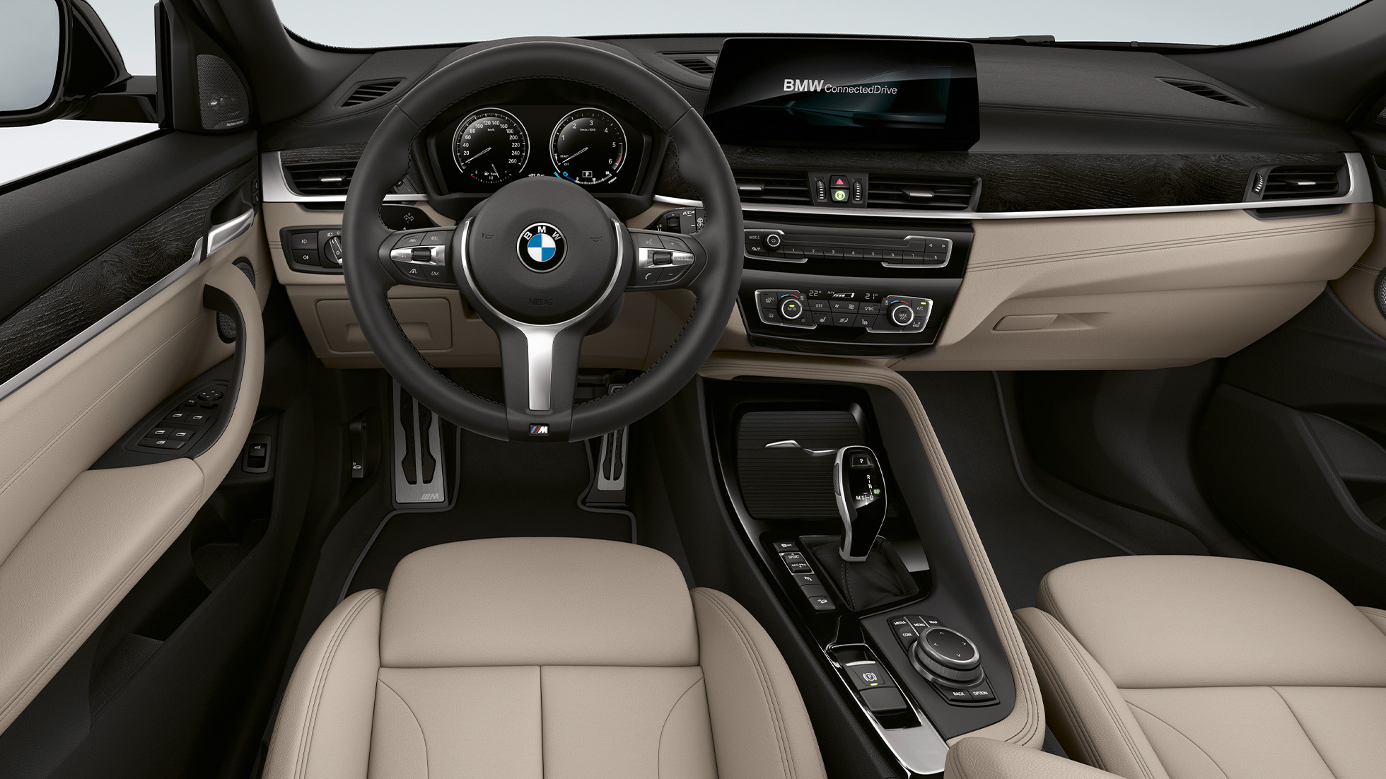 Кокпит BMW X2 sDrive20i Модел M Sport BMW X2 sDrive20i Модел M Sport 2018 F39 интериор кокпит