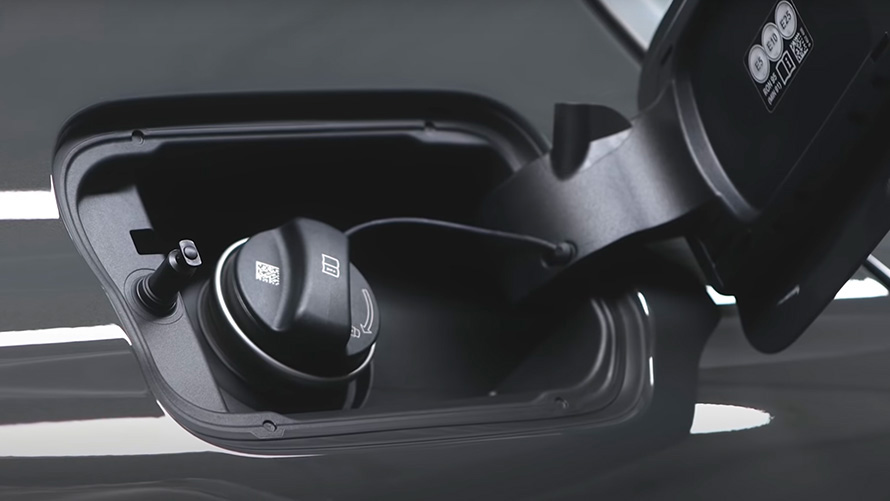 BMW Plug-in хибрид капачка за зареждане BMW Plug-in хибрид капачка за зареждане снимка отблизо