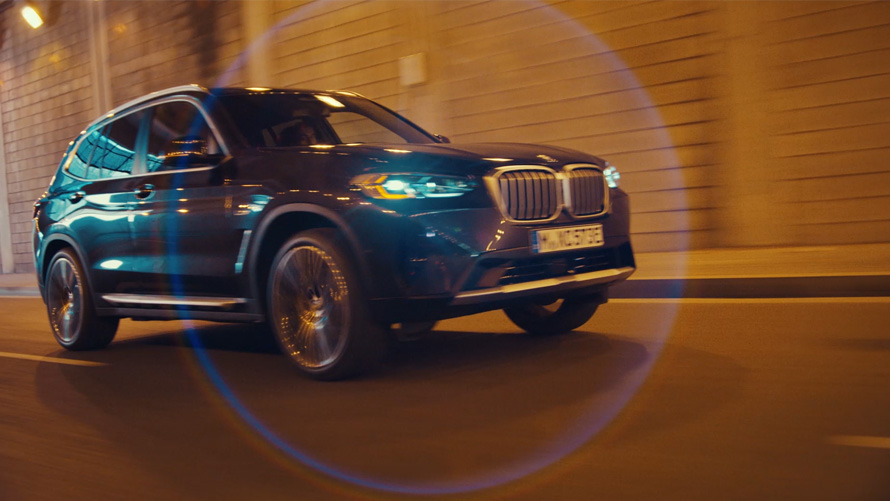 BMW X3 G01 динамика на управлението Sophisto Grey 2021 BMW X3 G01 динамика на управлението три четвърти изглед отпред Sophisto Grey 2021