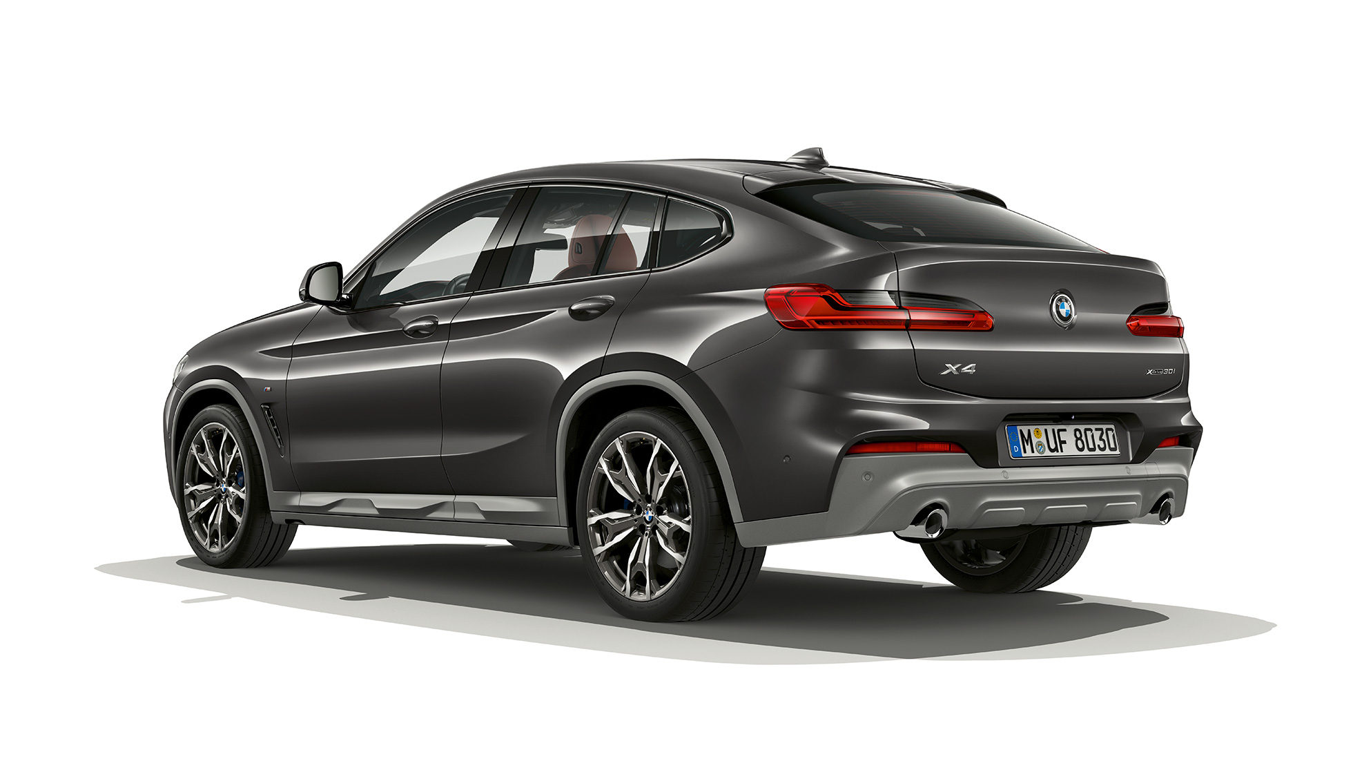 Три четвърти изглед отзад BMW X4 Модел M Sport X BMW X4 xDrive30i Модел M Sport X G02 2018 Sophisto Grey brilliant effect три четвърти изглед отзад