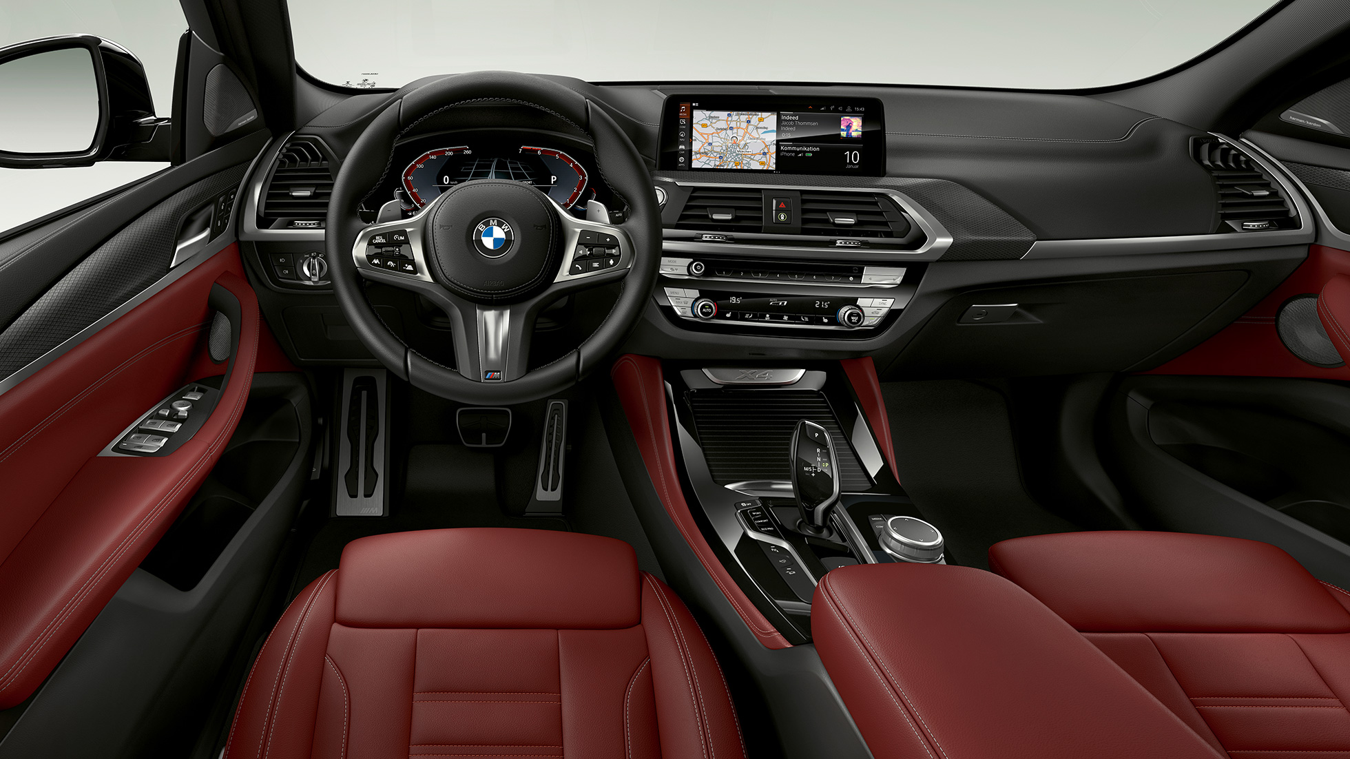 Кокпит BMW X4 xDrive30i Модел M Sport X Кокпит BMW X4 xDrive30i Модел M Sport X G02 2018 интериор