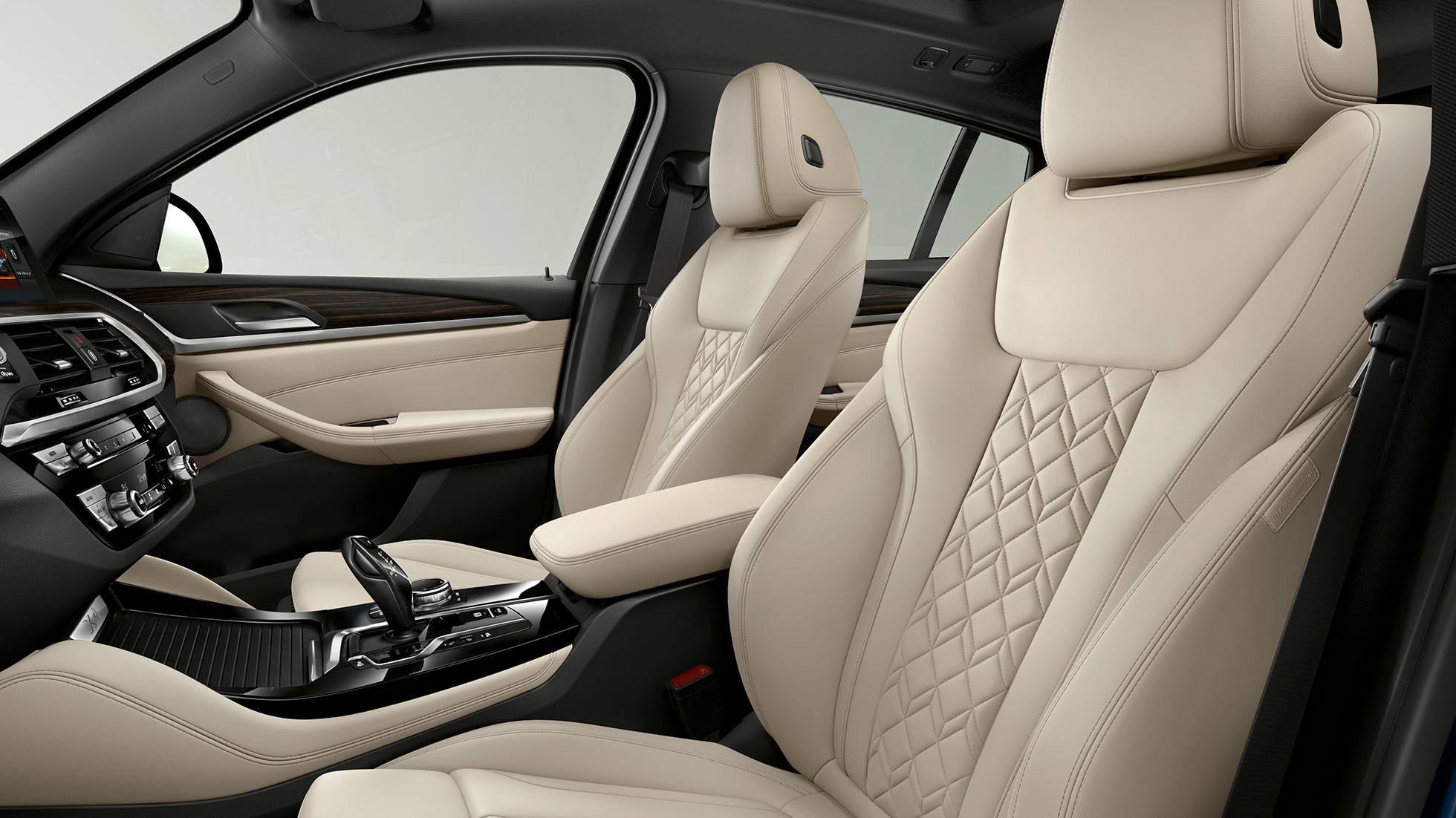 Тапицерии BMW X4 Модел xLine Тапицерии BMW X4 xDrive20d Модел xLine G02 2018 интериор