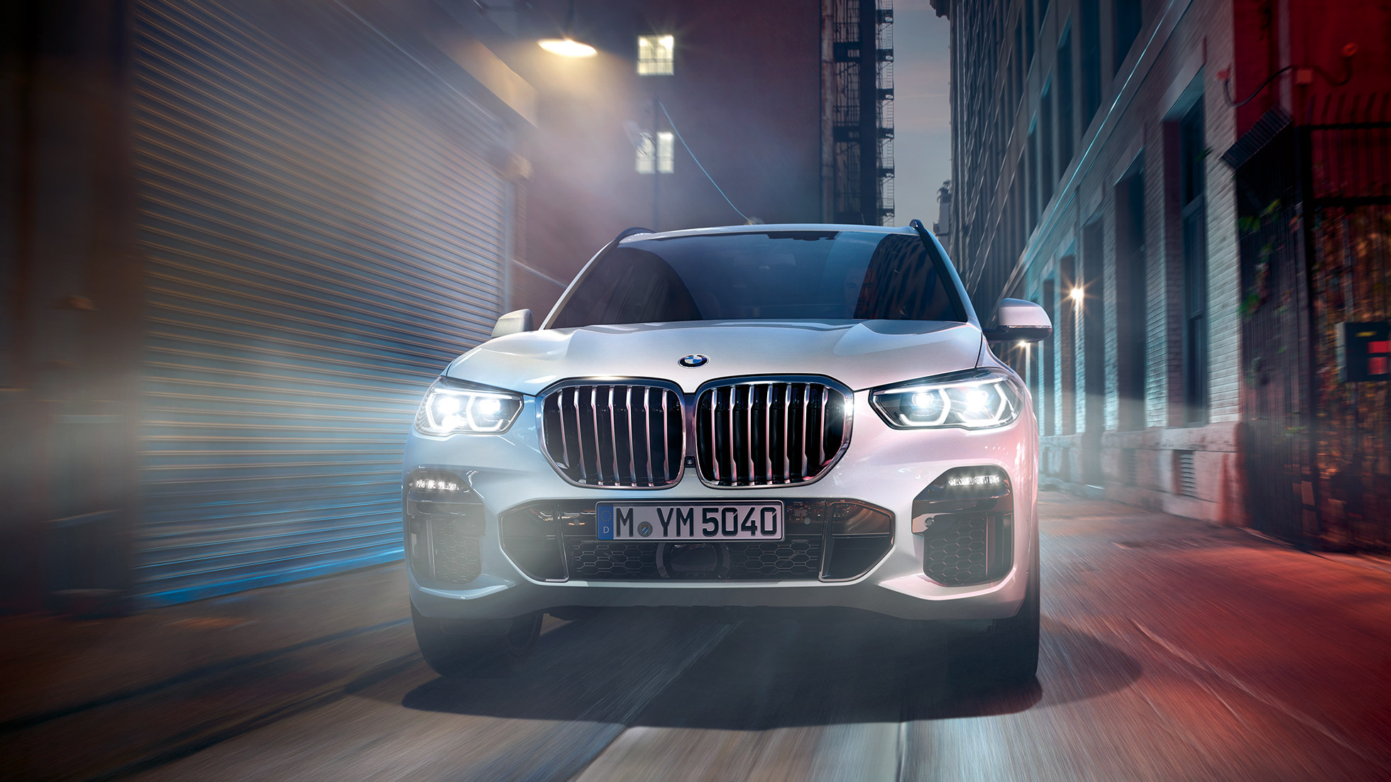 BMW X5 изглед отпред BMW X5 G05 2018 Mineral White metallic изглед отпред