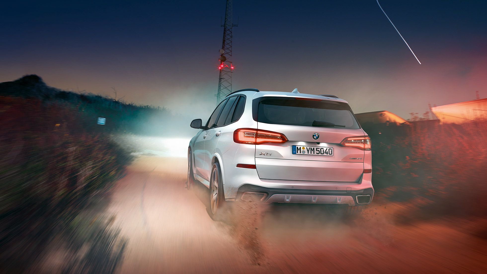 BMW X5 xDrive40i изглед отзад BMW X5 xDrive40i G05 2018 Mineral White metallic изглед отзад