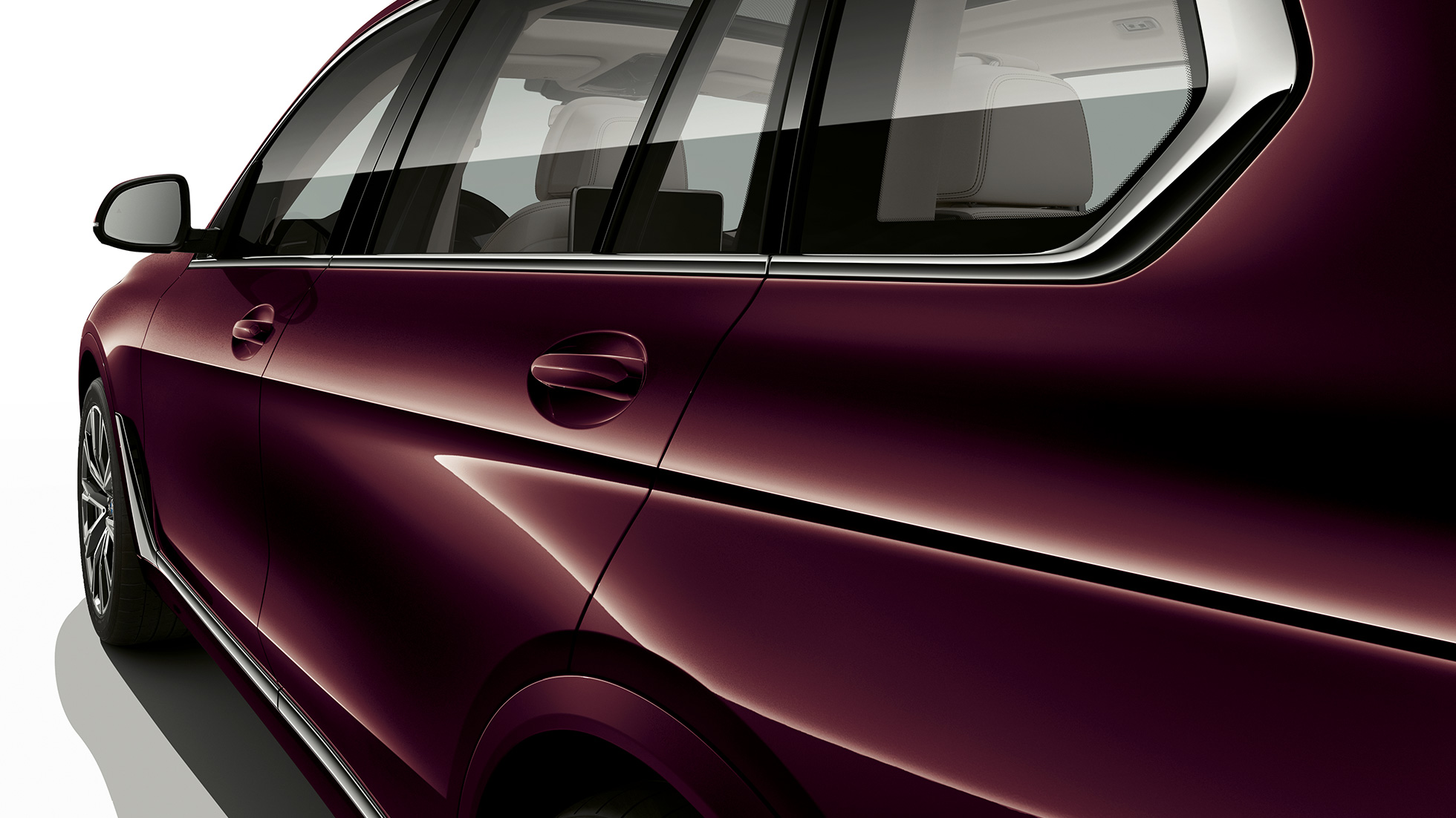 BMW X7, М Спортен пакет, кокпит Снимка отблизо на кокпита от страната на водача на BMW X7 с оборудване М Спортен пакет