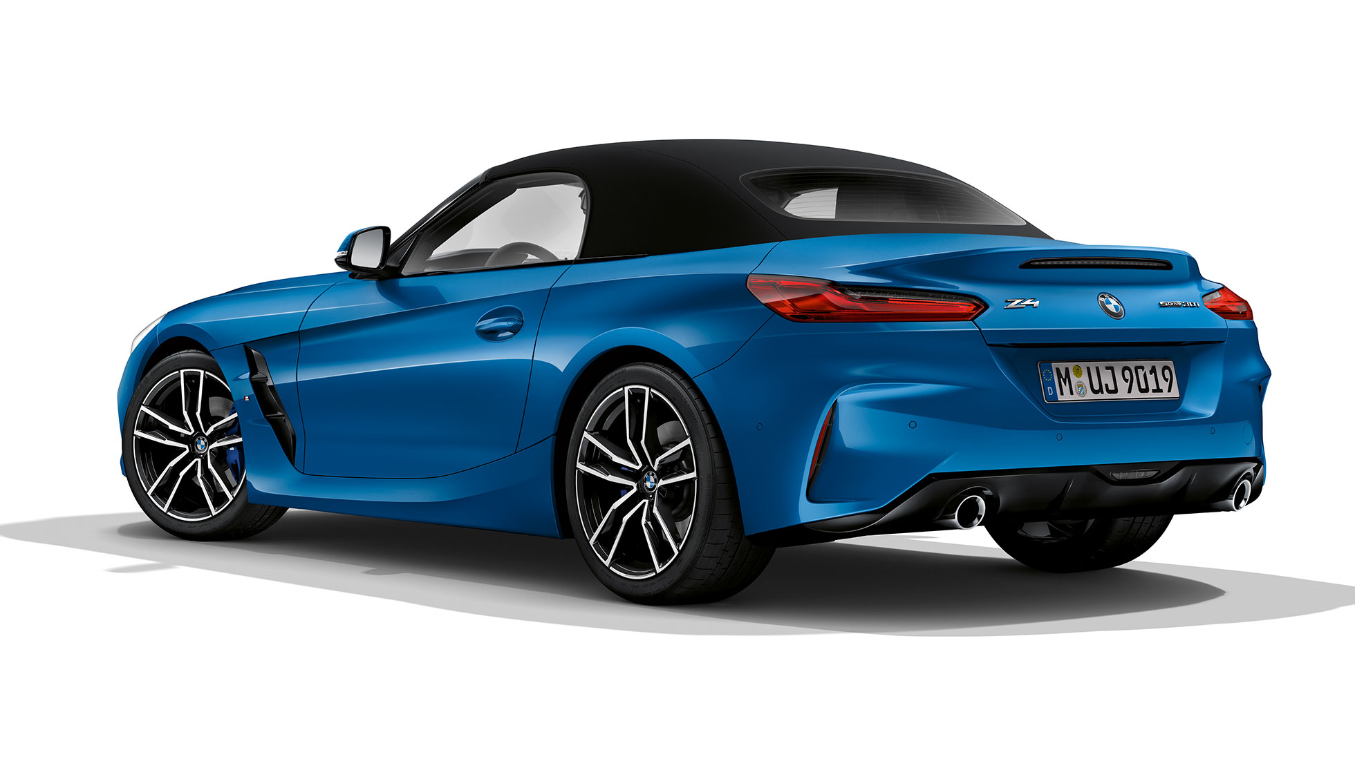 BMW Z4 Роудстър Модел M Sport BMW Z4 Роудстър Модел M Sport, три четвърти снимка отзад