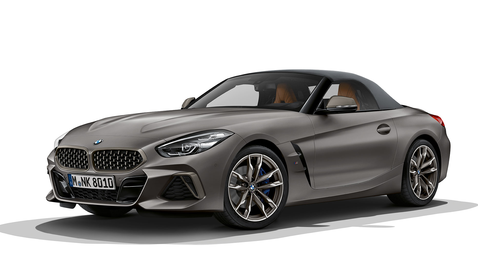 BMW Z4 Роудстър M40i BMW Z4 Роудстър M40i, три четвърти снимка отпред