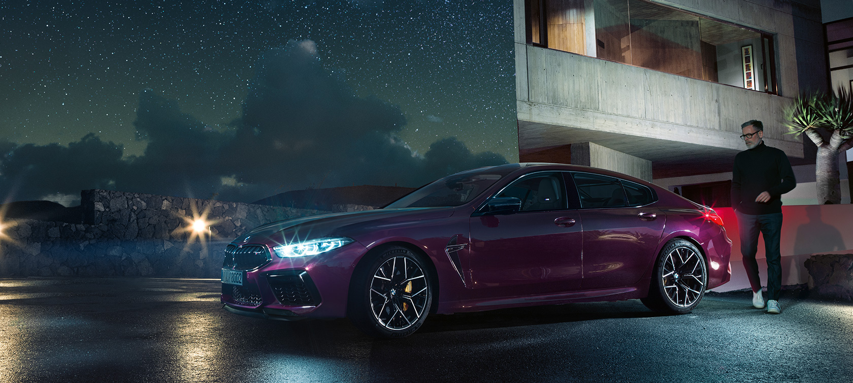 Новото BMW M8 Competition Гран Купе Новото BMW M8 Competition Гран Купе F93 2020 BMW Individual Ametrin metallic, три четвърти изглед отстрани