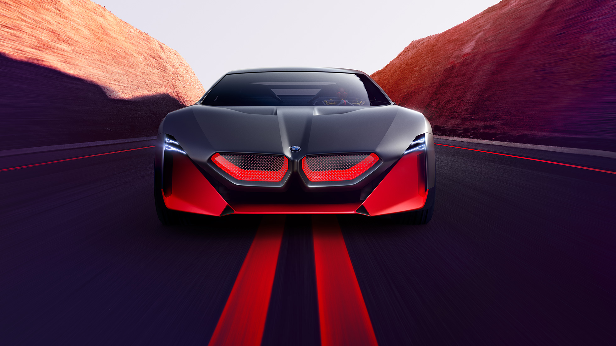 BMW Vision M NEXT, изглед отпред BMW Vision M NEXT, изглед отпред, в движение