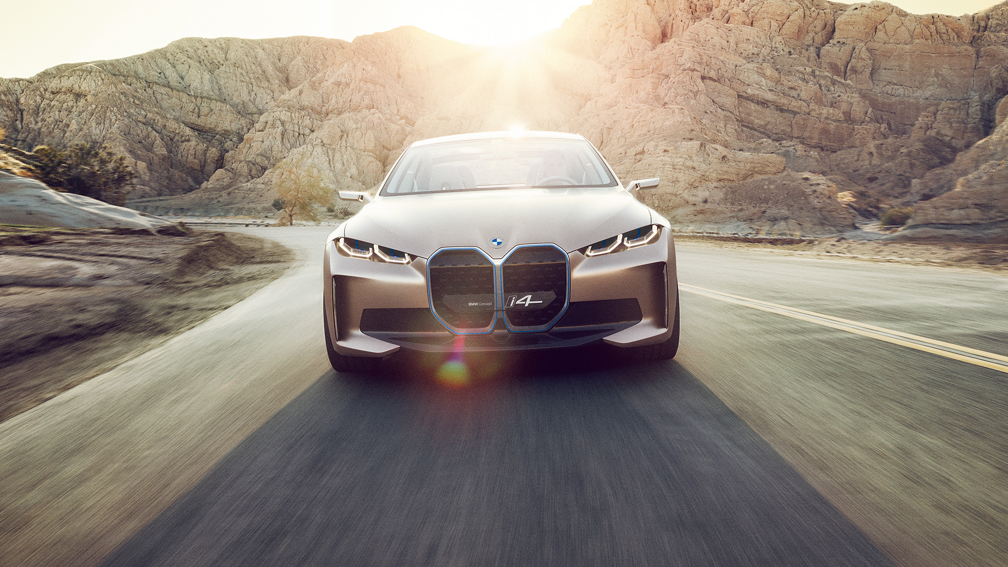 Динамика на управлението BMW Concept i4 2020 G26 BMW Concept i4 2020 G26 електромобил напълно електрическо BMW Гран Купе динамика на управлението пробег