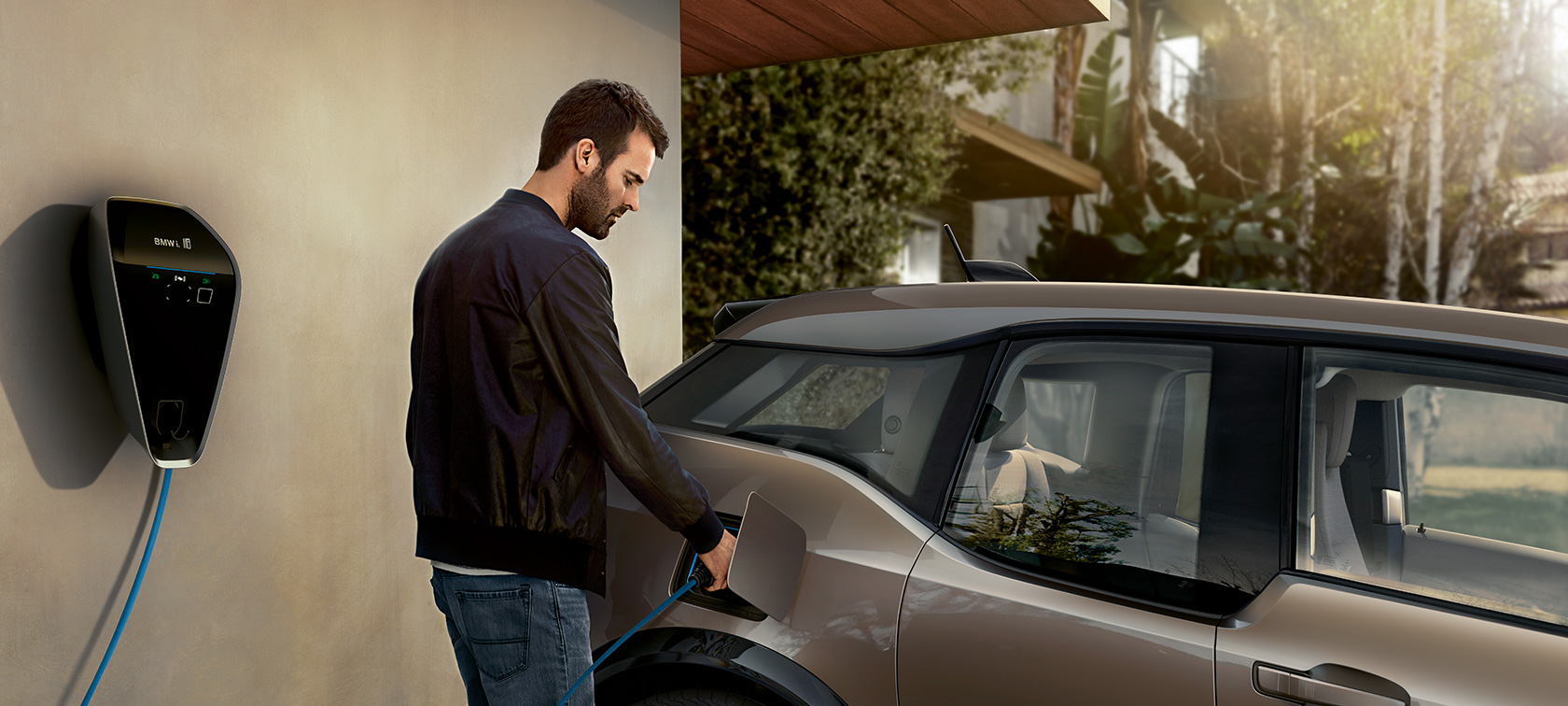 BMW i3s мъж на зарядна станция BMW зареждане BMW i3s мъж на зарядна станция