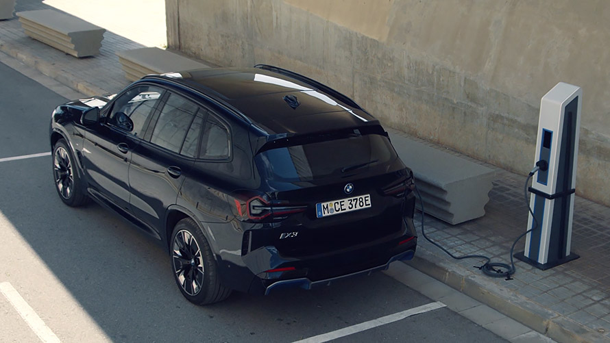 BMW електромобили BMW iX3 високоволтова батерия видео BMW електромобили BMW iX3 високоволтова батерия видео