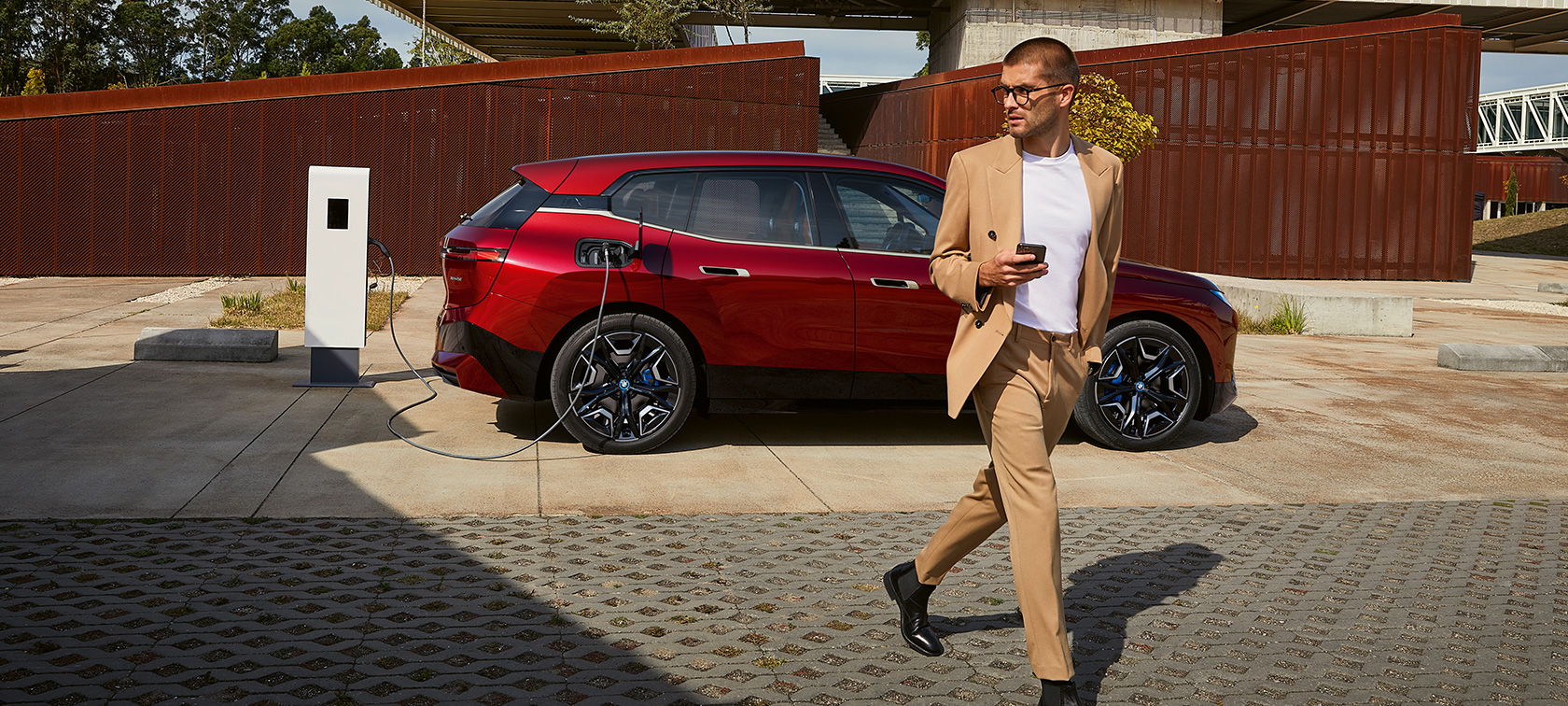 Обществено зареждане. BMW Електрическа мобилност обществено Зареждане