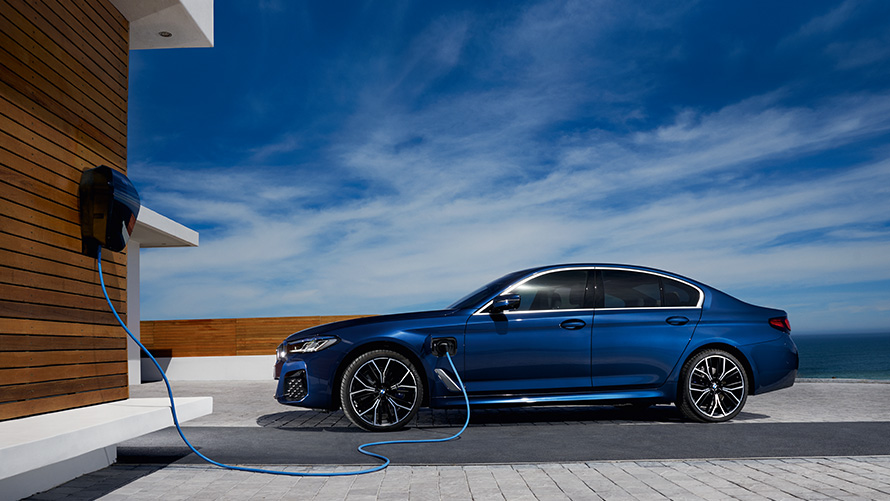 Зарядна станция електромобил зареждане у дома BMW Електрическа мобилност зарядна станция Електромобил зареждане у дома
