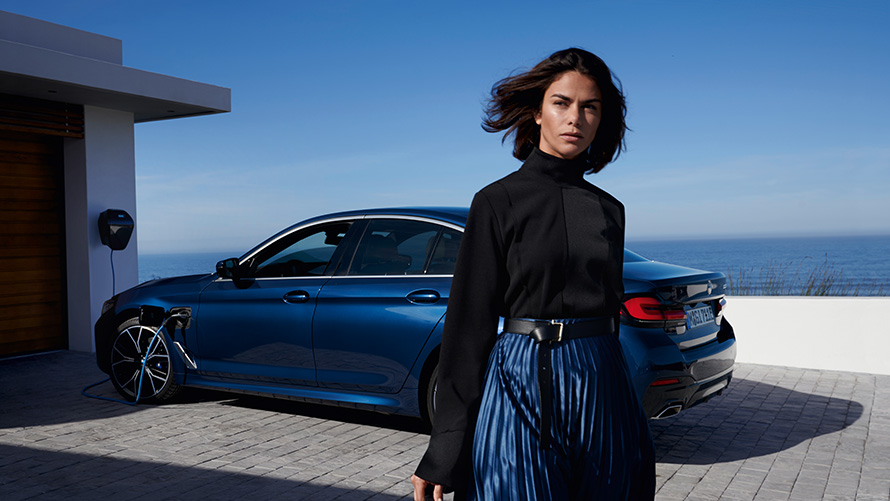 Зарядна станция Електромобил зареждане на работното място BMW Електрическа мобилност зарядна станция Електромобил зареждане на работното място