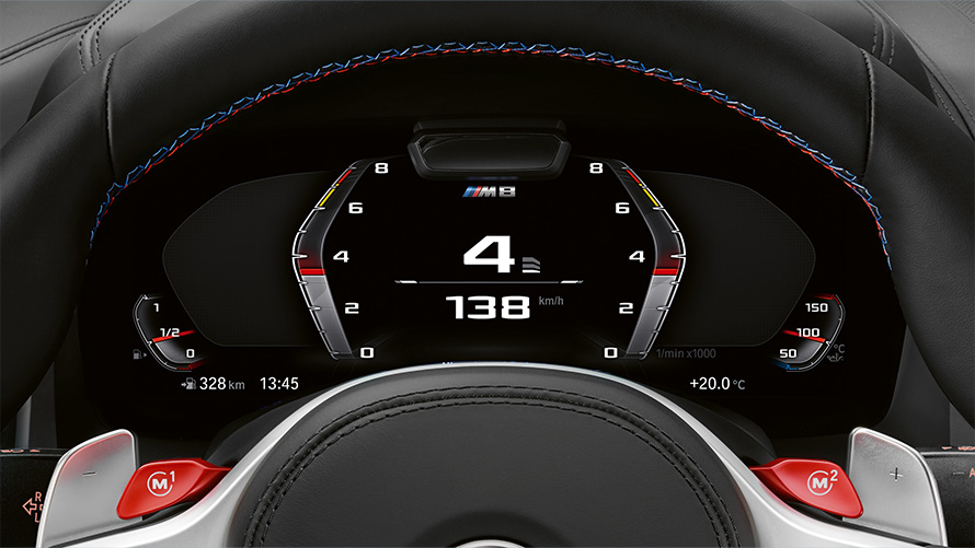 Снимка отблизо BMW контролен дисплей изглед M Track Mode Remote Software Upgrade снимка отблизо BMW контролен дисплей изглед M Track Mode