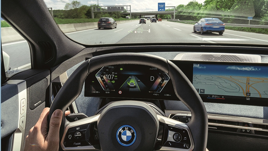 Изглед към магистралата от BMW Изглед към магистралата от шофьорското място в BMW