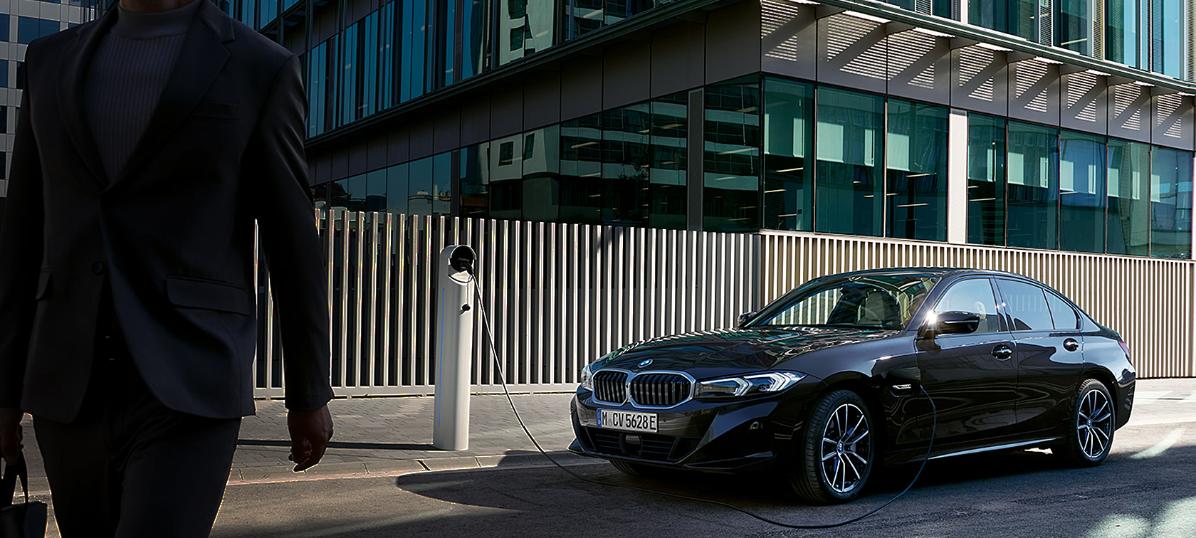 BMW Специални продажби:BMW Корпоративни продажби BMW Бронирани автомобили BMW Military BMW Diplomatic
