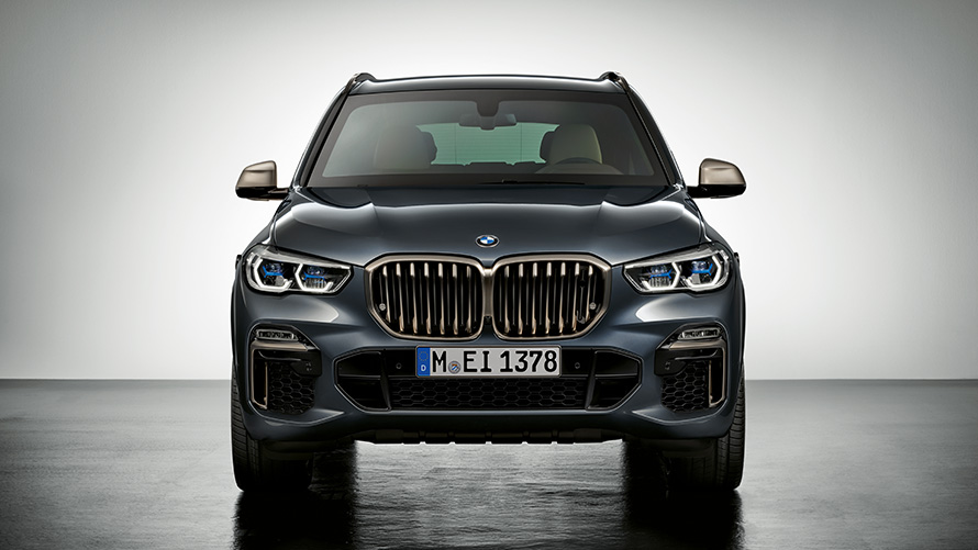 BMW Бронирани автомобили Дискретност и анонимност на мерките за сигурност изглед отпред BMW Бронирани автомобили Дискретност и анонимност на мерките за сигурност BMW изглед отпред