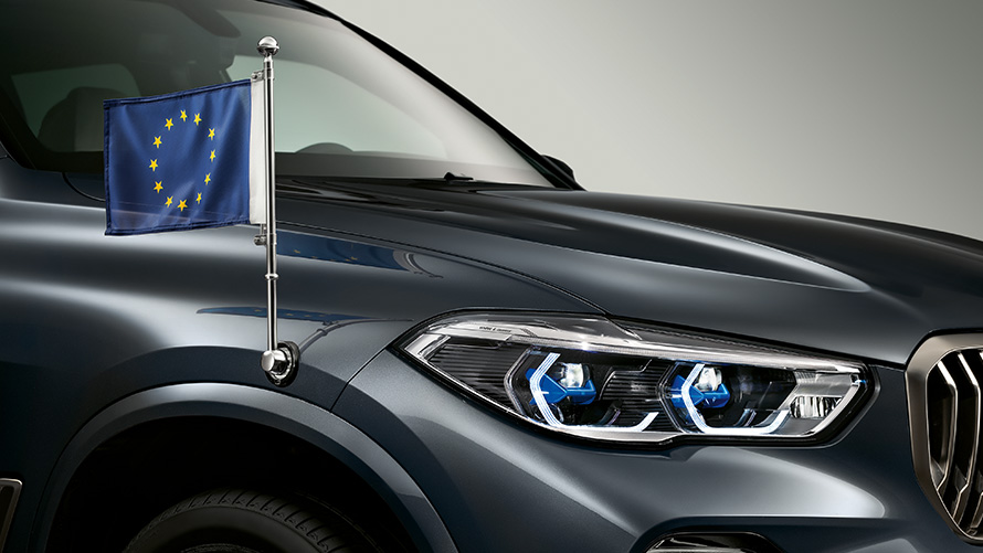 BMW Бронирани автомобили Допълнително оборудване Екстериор Държавен флаг BMW Бронирани автомобили Допълнително оборудване Екстериор Държавен флаг