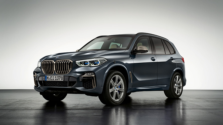 BMW Бронирани автомобили BMW X5 Protection VR6 без повреди BMW Бронирани автомобили BMW X5 Protection VR6 три четвърти изглед отпред без повреди