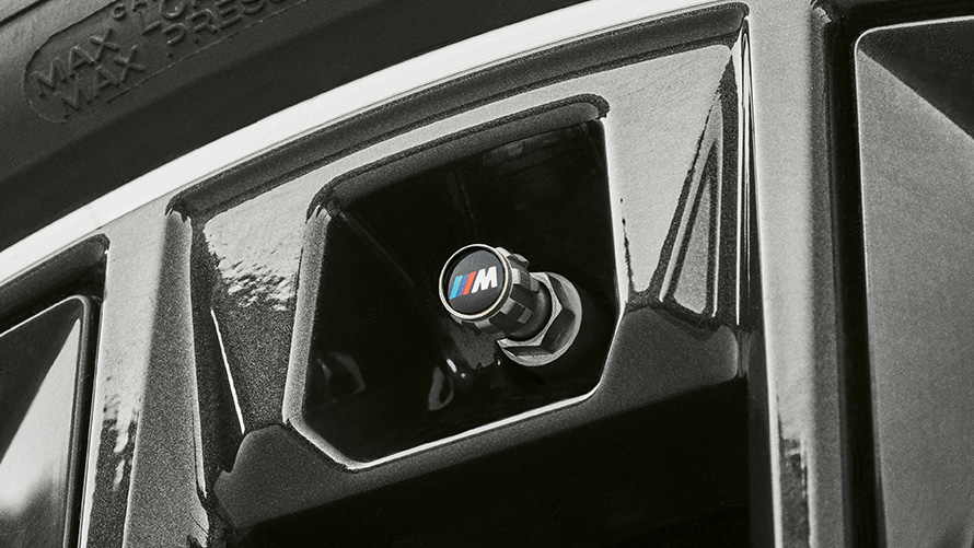 BMW капачки на вентилите с лого на М BMW Аксесоари за есента и зимата BMW капачки на вентилите с лого на М