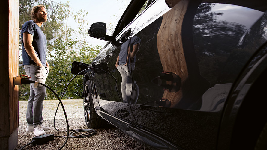 BMW Flexible Fast Charger BMW продукти за зареждане BMW Flexible Fast Charger