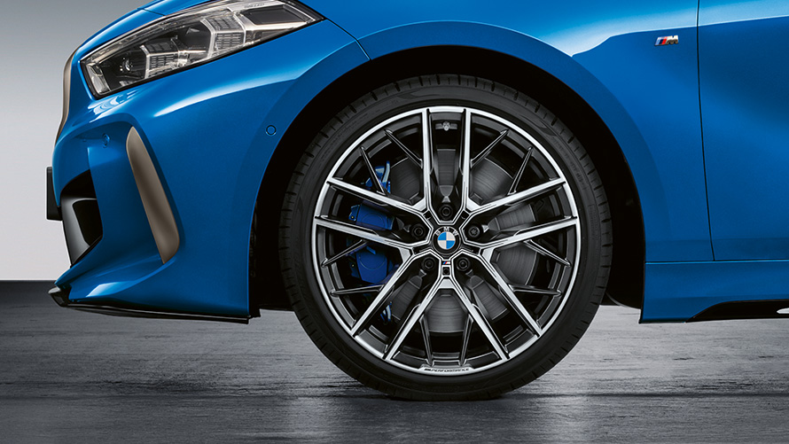 BMW M Performance Double-spoke style 555 M Bicolor BMW летни гуми BMW M Performance Double-spoke style 555 M Bicolor BMW летни гуми