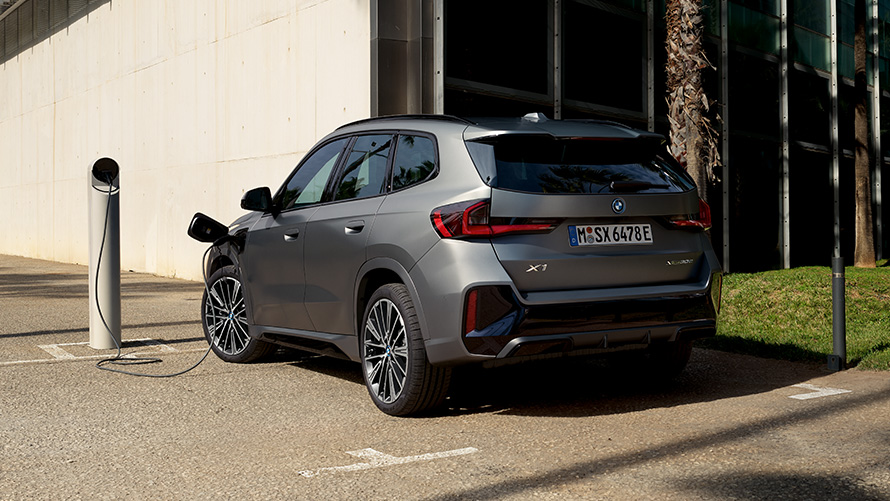 Зареждане на НОВОТО BMW X1 Зареждане на НОВОТО BMW X1