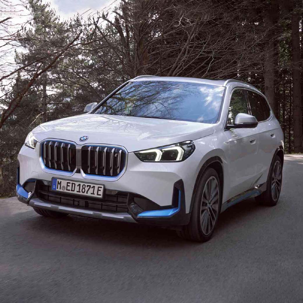BMW iX1 xDrive30 BMW iX1 xDrive30