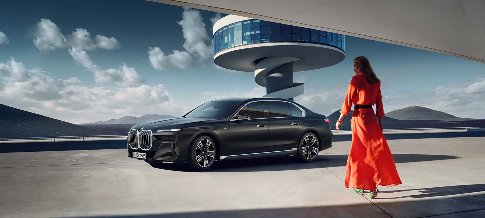 НОВОТО BMW СЕРИЯ Х1 и iX1